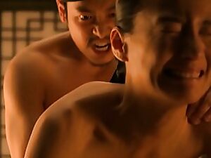En japansk tonåring upplever intensiv anal njutning med en välutrustad svart man.